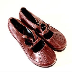 Dansko Burgundy Leather Flats Size 37